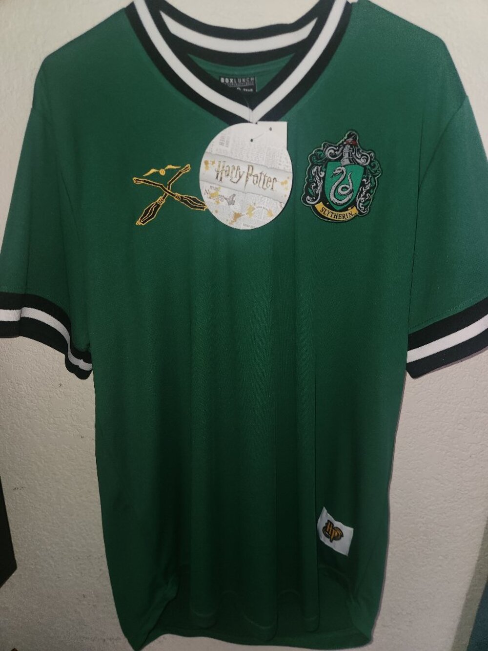 BoxLunch Harry Potter Slytherin Quidditch Jersey Shirt Size L Green NWT